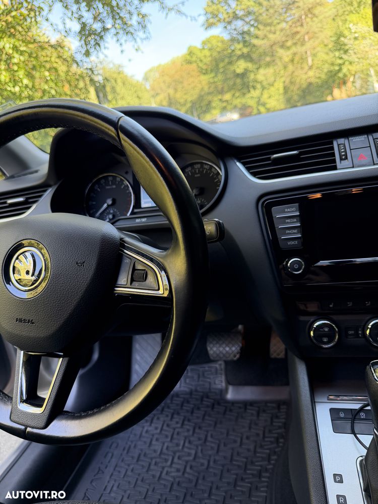 Skoda Octavia 1.6 TDI DSG Ambition - 8