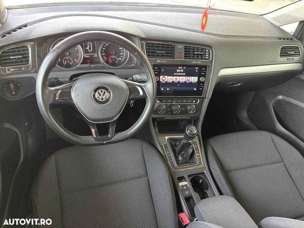 Volkswagen Golf 1.0 TSI Comfortline - 5