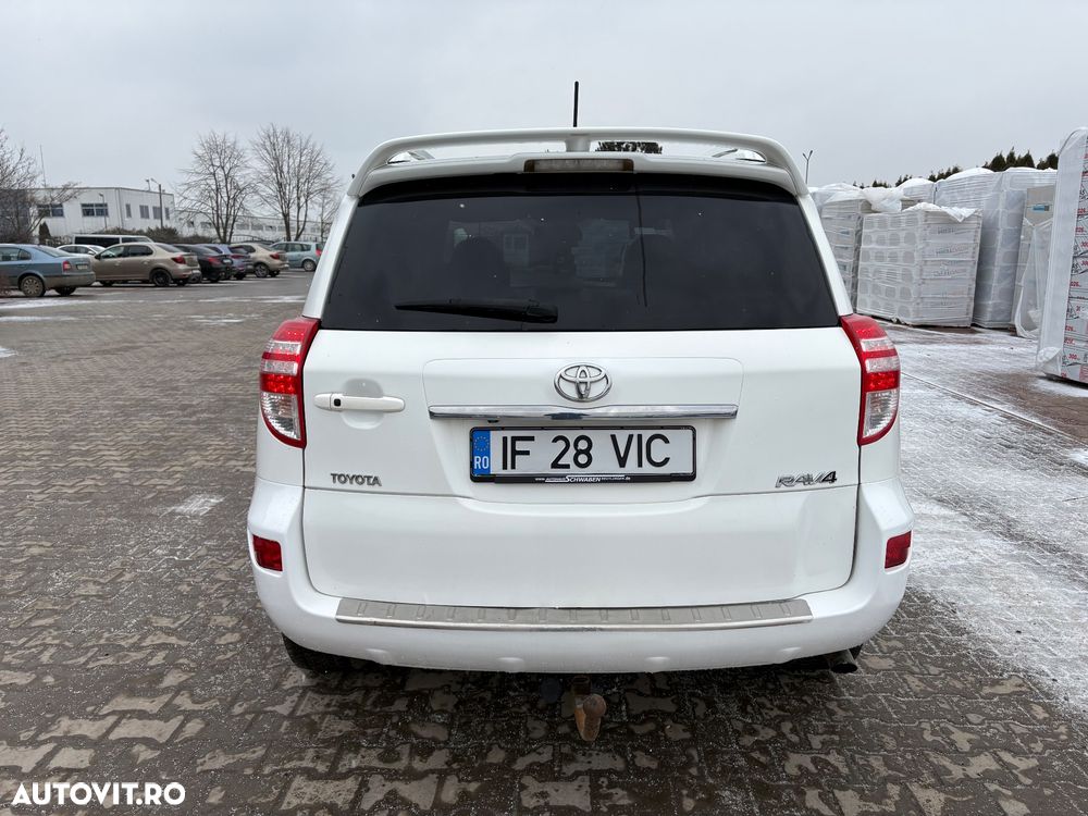 Toyota RAV4 2.2 D-4D 4x4 Edition - 2