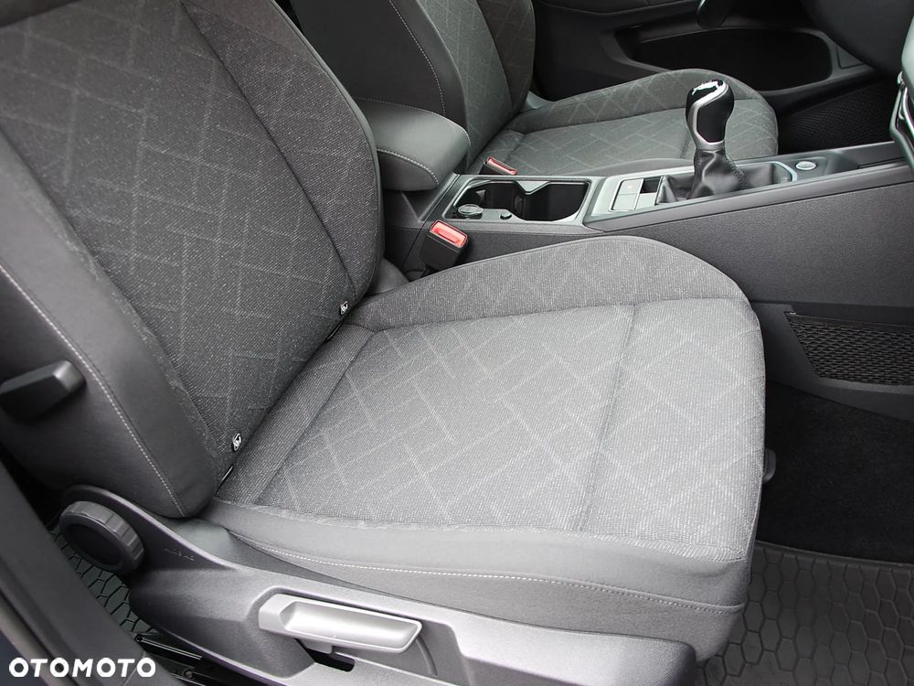 Volkswagen Golf 1.5 TSI EVO Life - 16