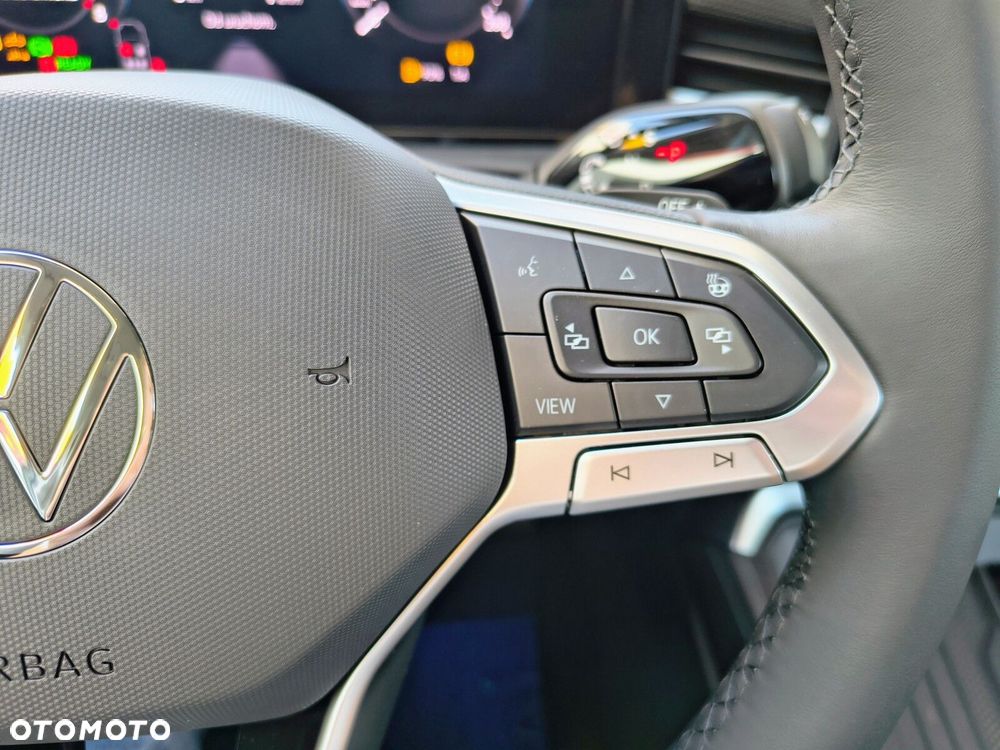 Volkswagen T-Roc 1.5 eTSI Life DSG - 22