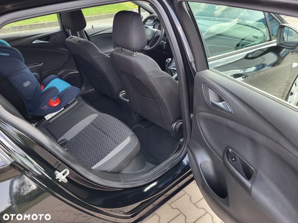 Opel Astra 1.5 D Start/Stop Sports Tourer Business Edition - 16