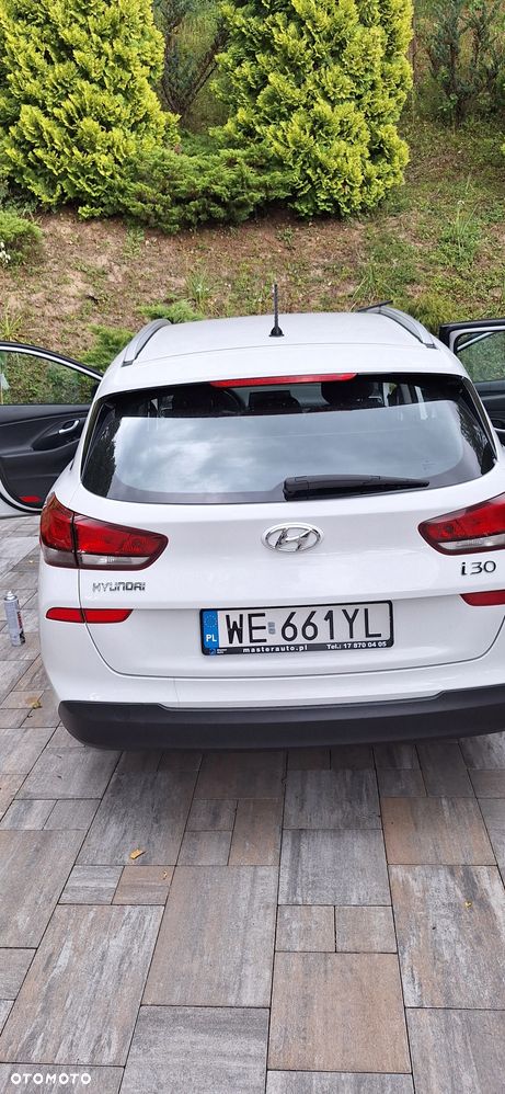 Hyundai i30 1.4 Classic + - 4