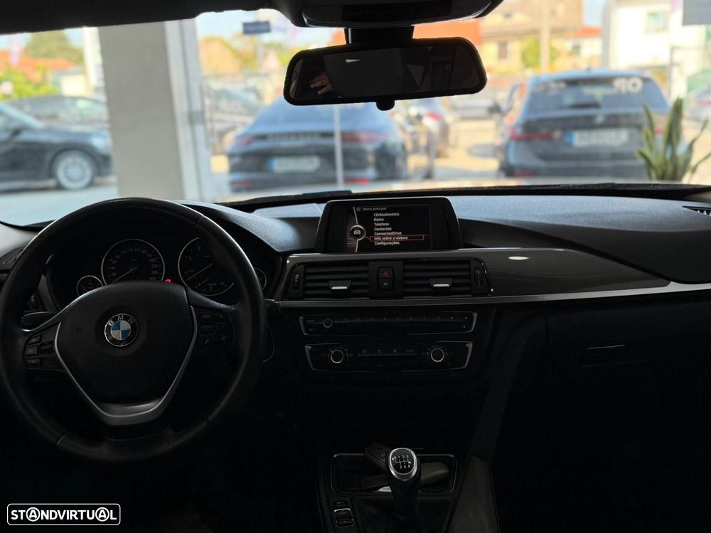 BMW 320 d Touring Line Modern - 7