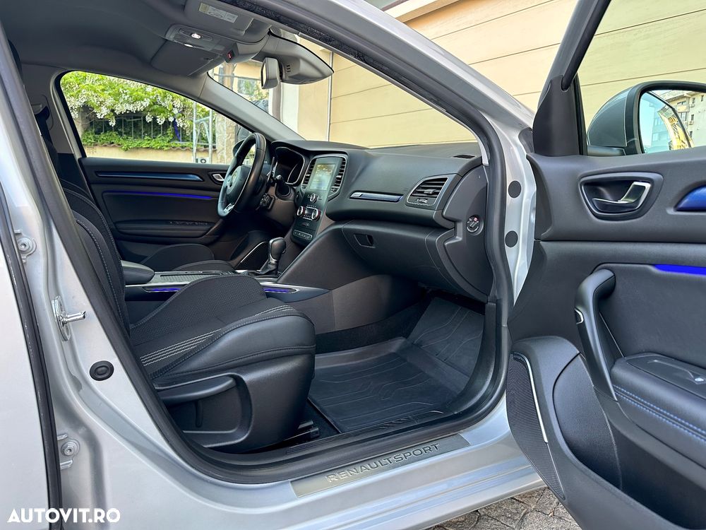 Renault Megane ENERGY TCe 205 EDC GT - 10