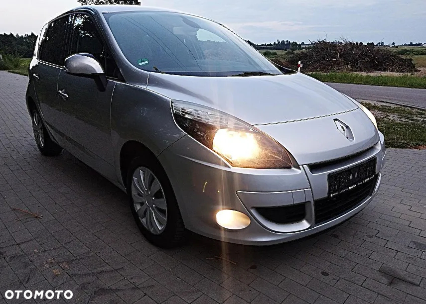 Renault Scenic 1.5 dCi Avantage - 4