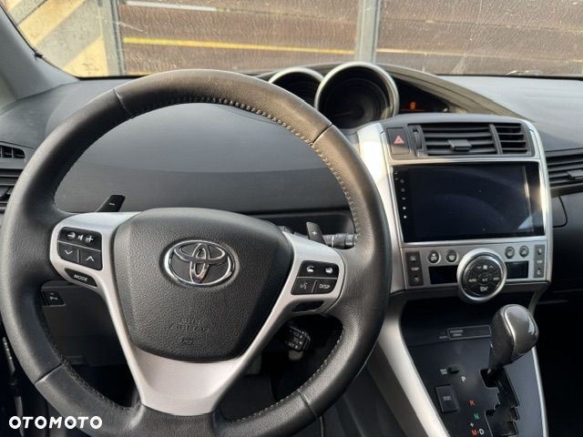 Toyota Verso - 7