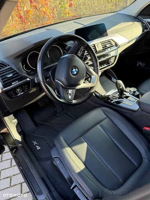 BMW X4 xDrive20i Advantage sport - 12