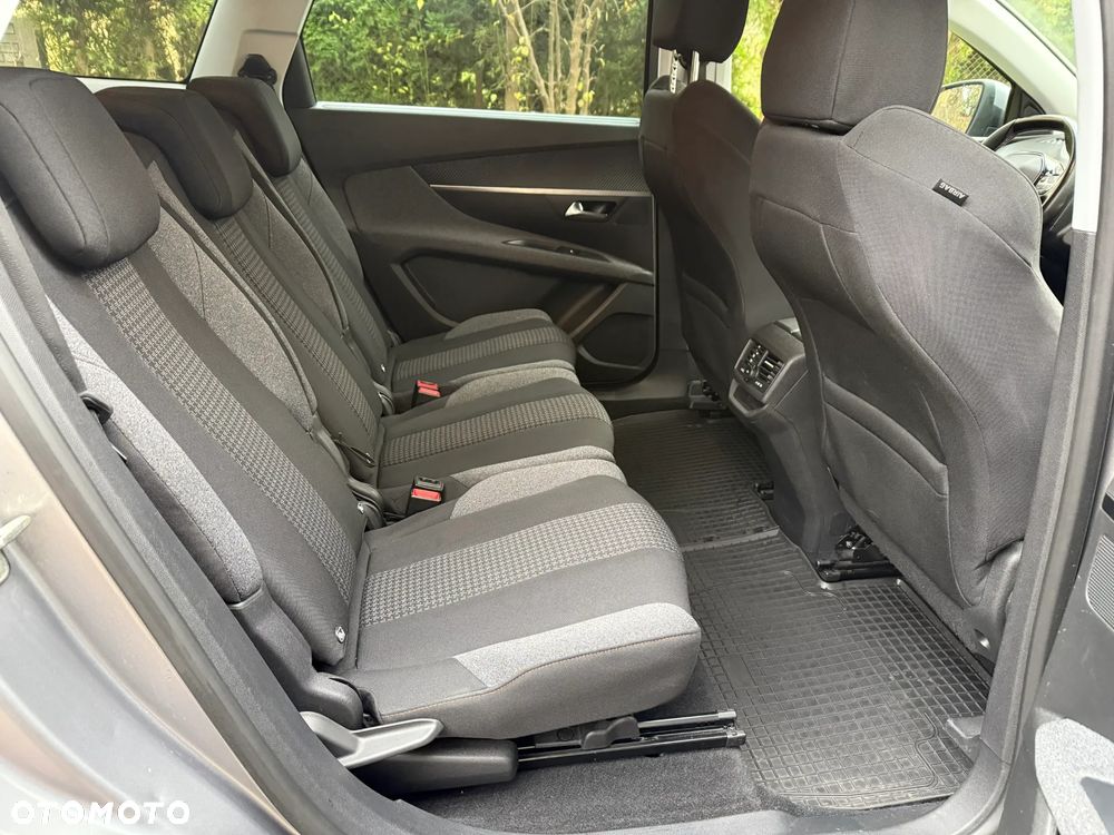 Peugeot 5008 1.5 BlueHDI Active S&S - 22