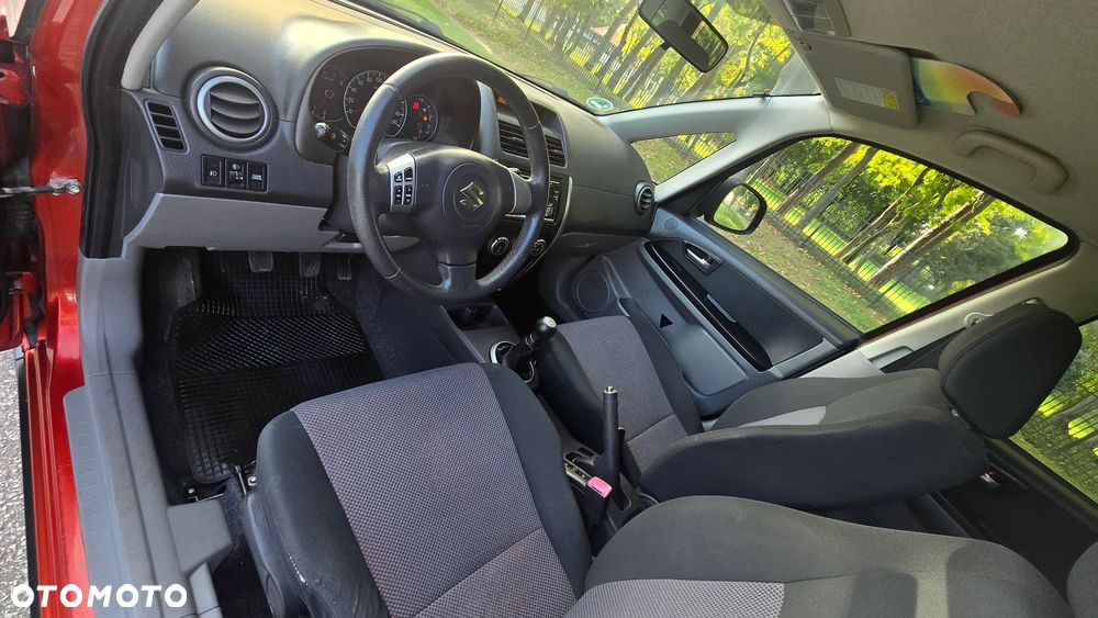 Suzuki SX4 - 13