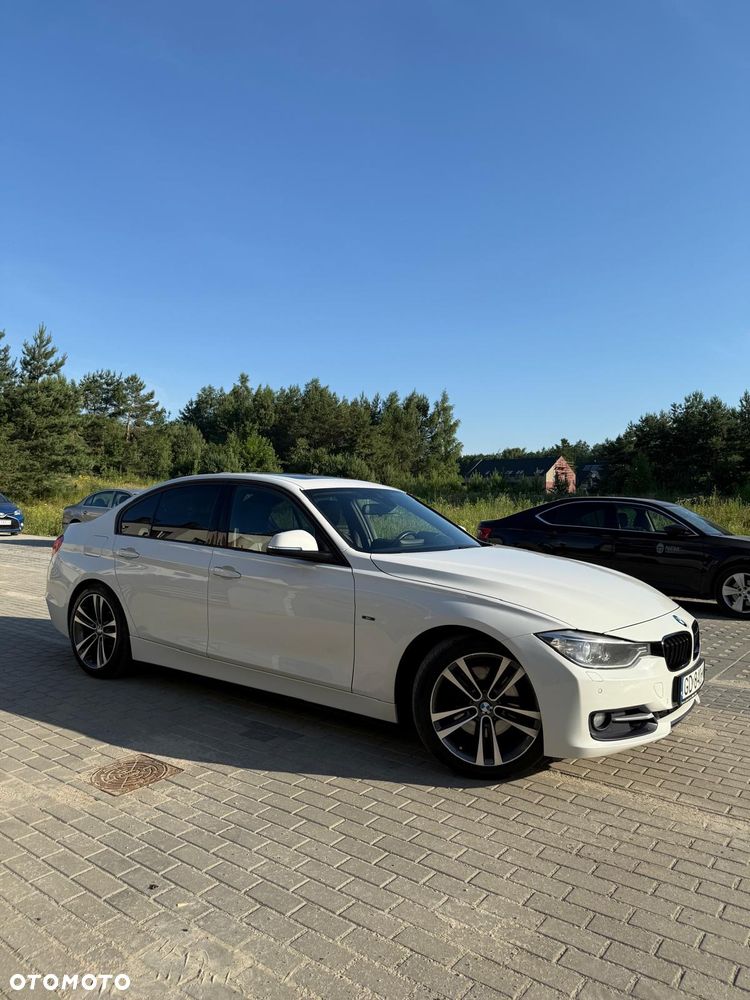 BMW Seria 3 330d Sport Line - 5