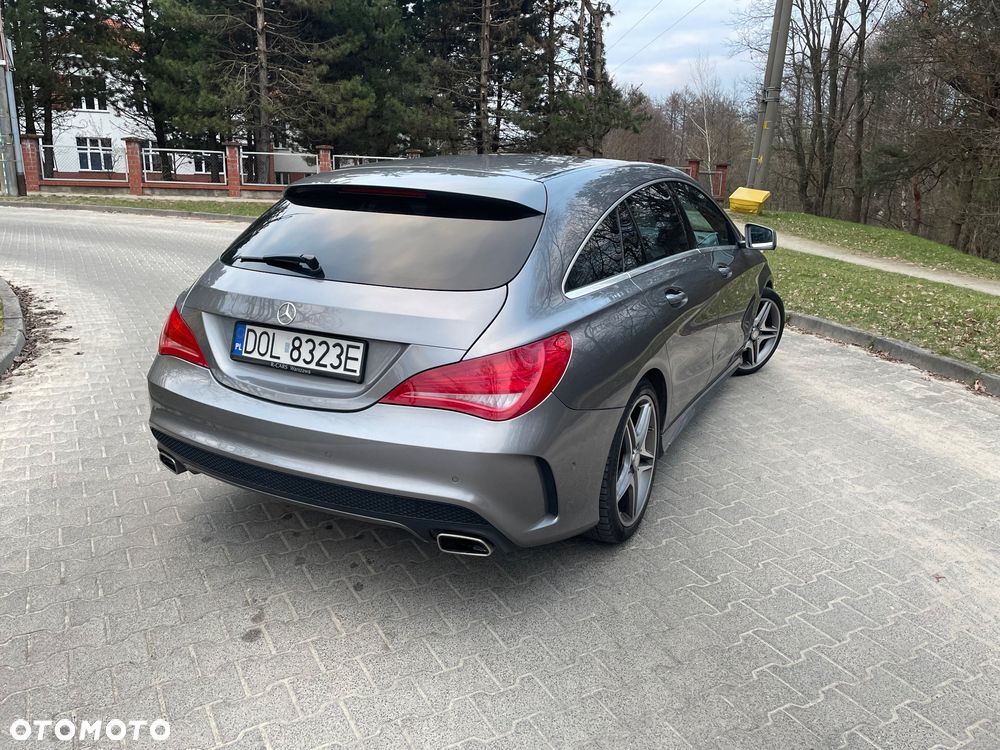Mercedes-Benz CLA 200 7G-DCT AMG Line - 11