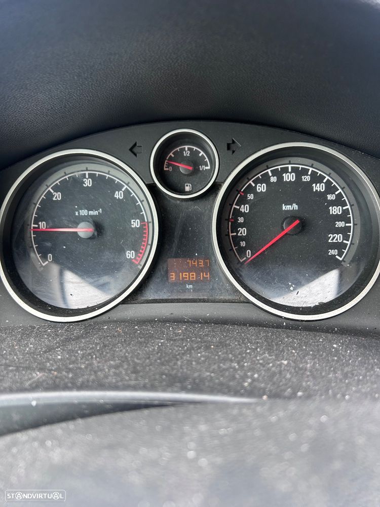 Opel Astra 1.7 CDTI Enjoy - 4