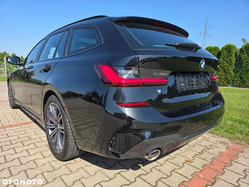 BMW Seria 3 320i Edition M Sport Shadow - 5