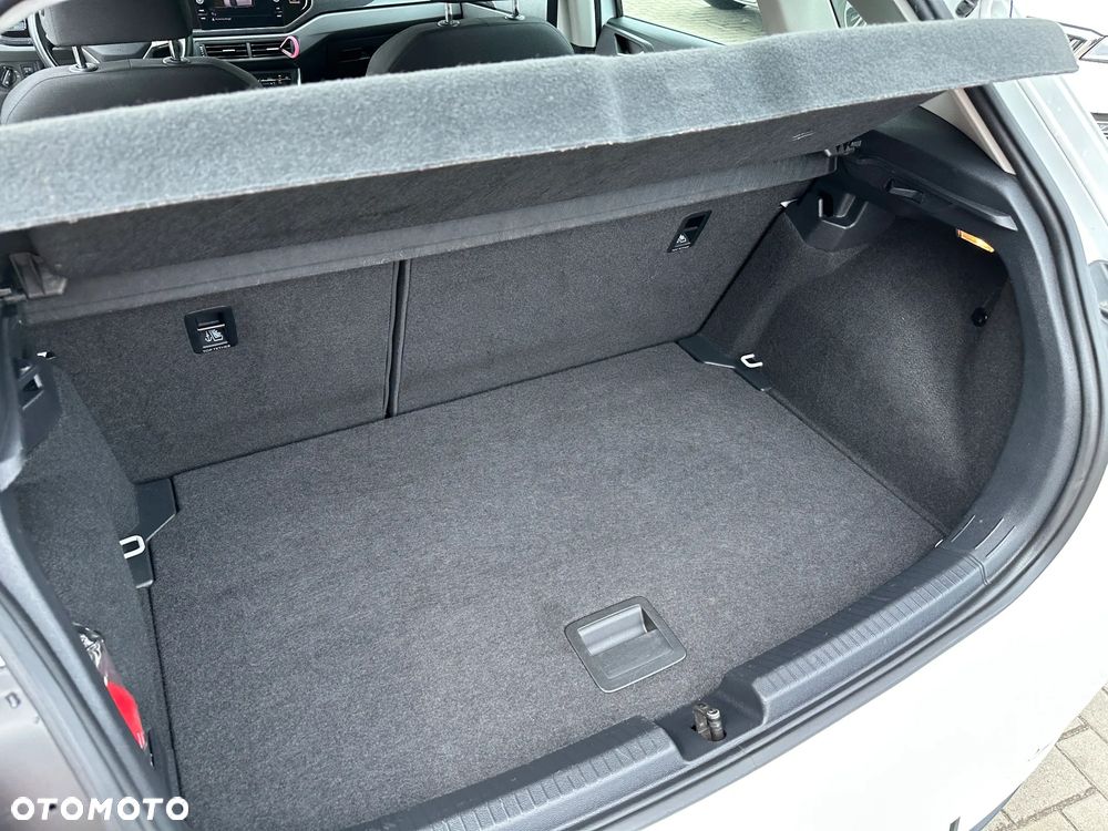 Volkswagen Polo - 27