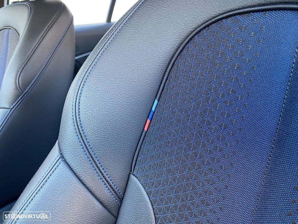 BMW 116 d Pack Desportivo M - 52