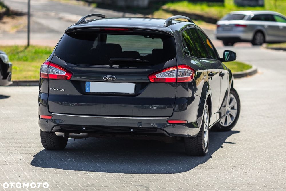 Ford Mondeo 1.6 TDCi Ghia - 11