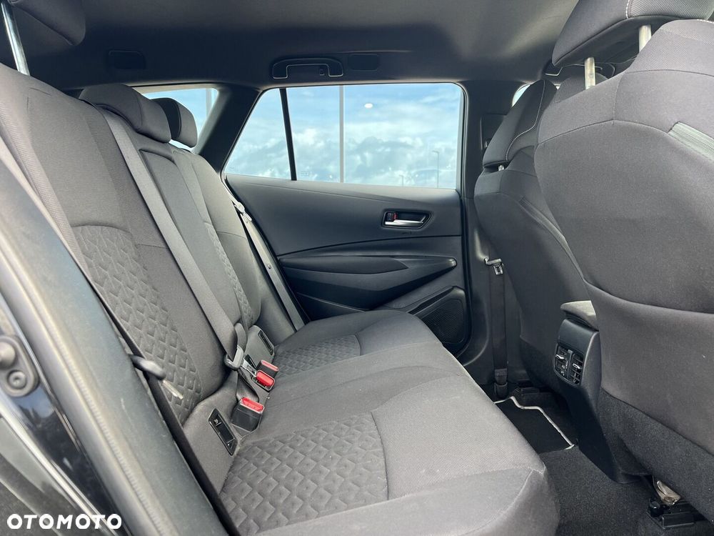 Toyota Corolla 1.8 Hybrid Comfort - 12