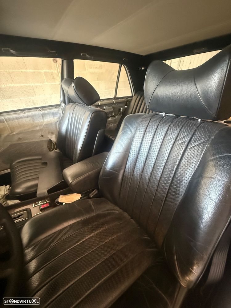 Mercedes-Benz W116 (1972-1980) - 11