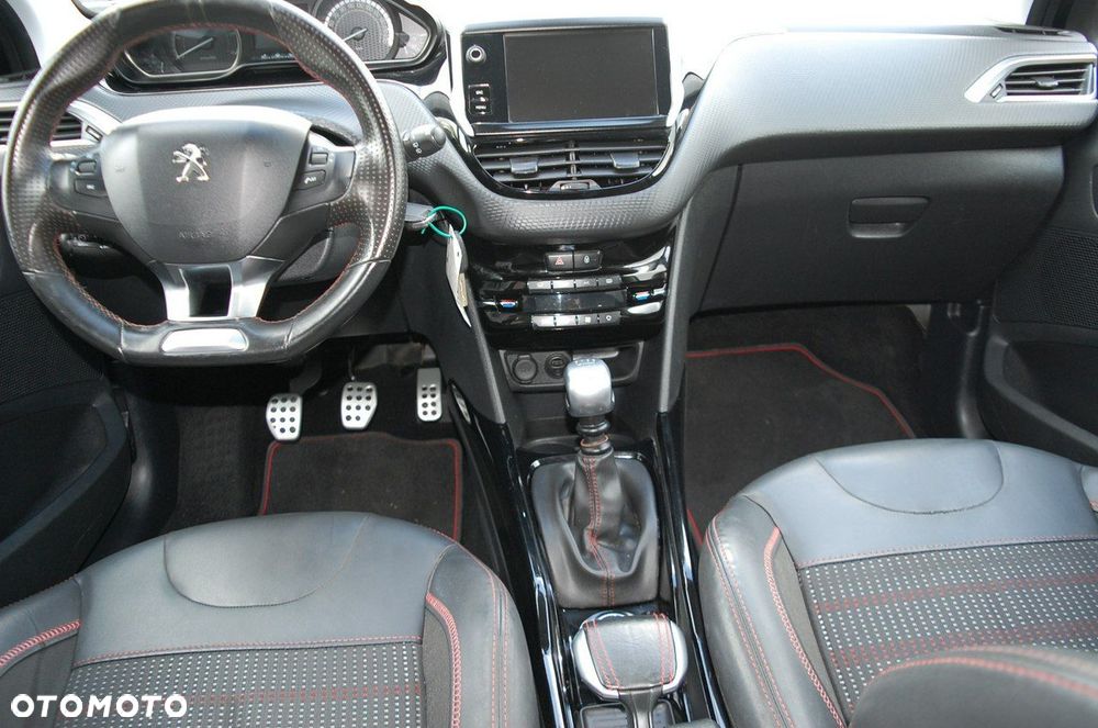 Peugeot 2008 - 24