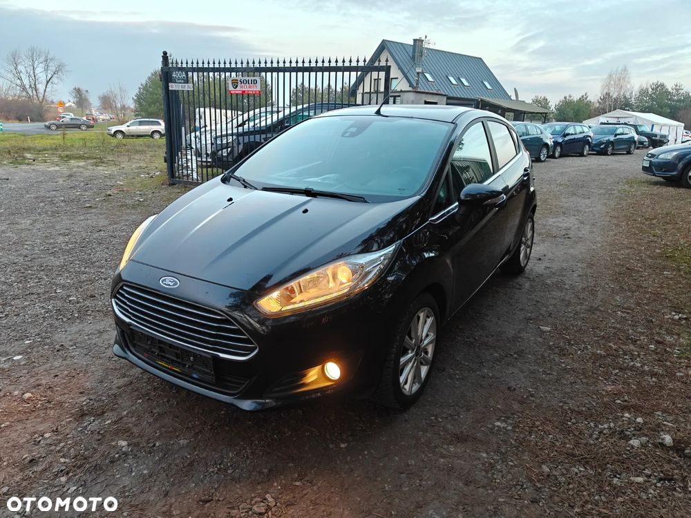 Ford Fiesta 1.0 EcoBoost S&S TITANIUM - 4