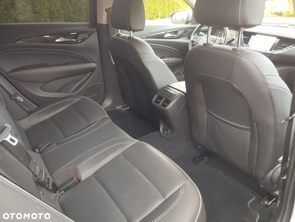 Opel Insignia 2.0 CDTI Executive S&S - 24