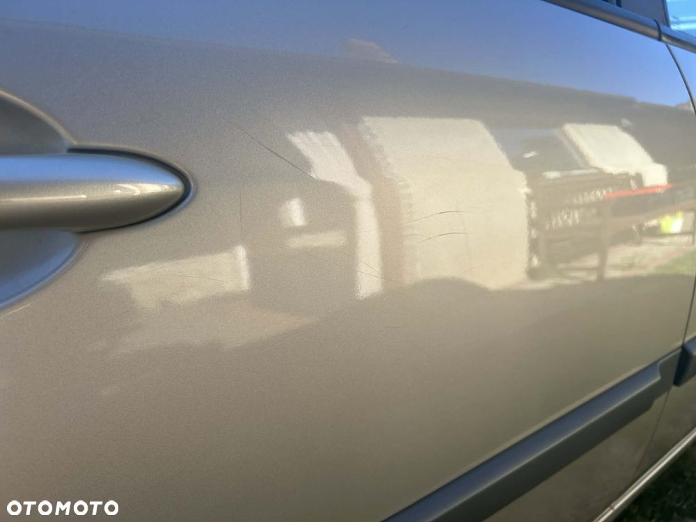 Renault Grand Scenic Gr 1.9 dCi Alize - 9