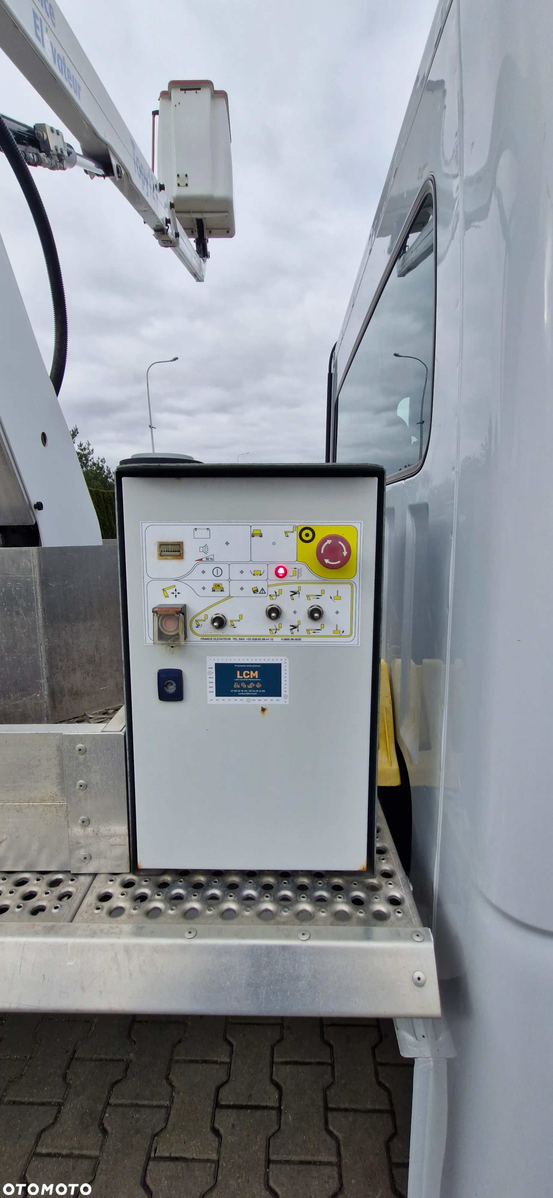 Renault Master Zwyżka Podnośnik Koszowy 51.00km!! - 16
