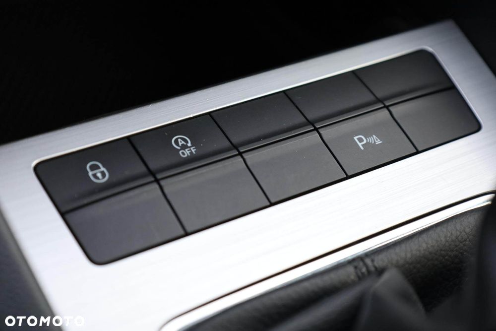 Skoda Octavia 1.5 TSI ACT Ambition - 28