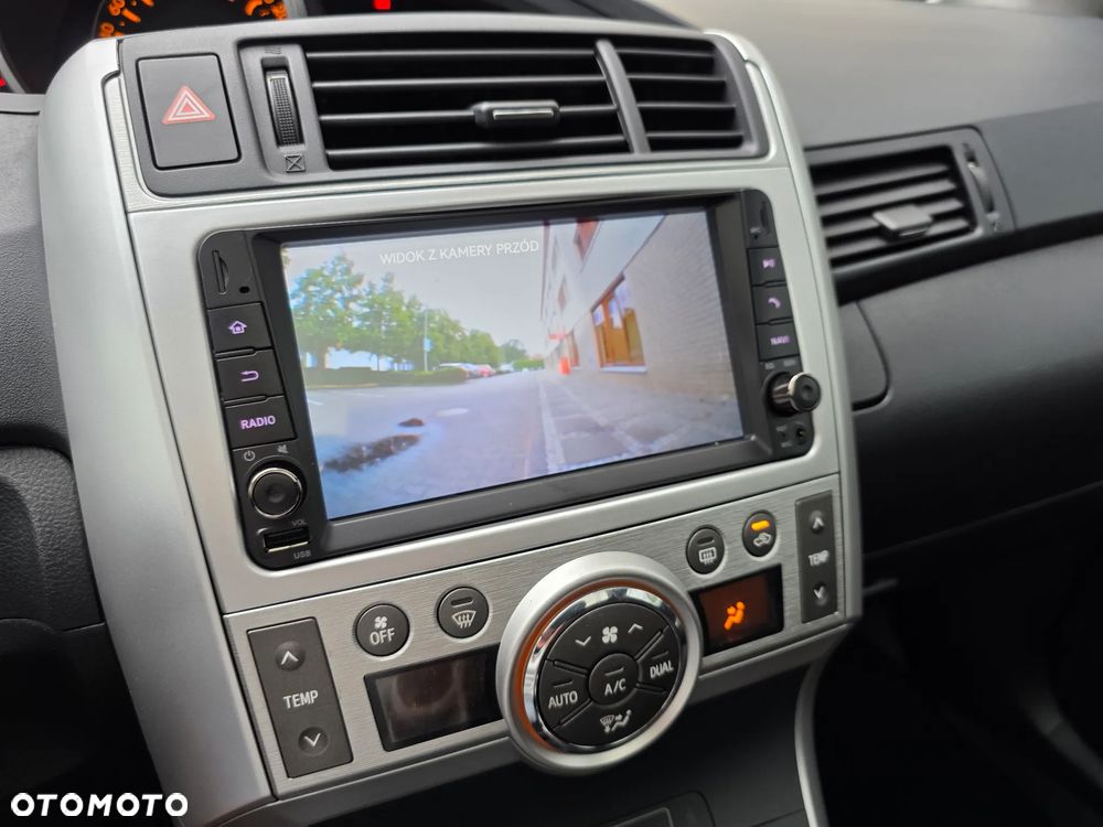 Toyota Verso 1.8 5-Sitzer Executive - 33