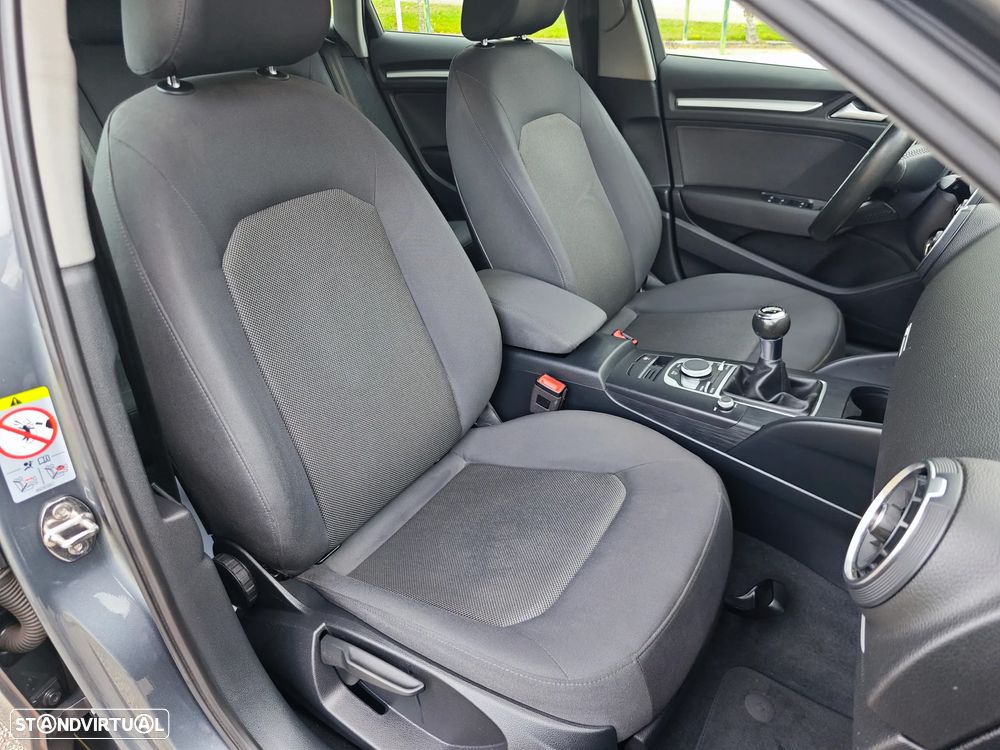 Audi A3 Sportback 1.0 TFSI - 10