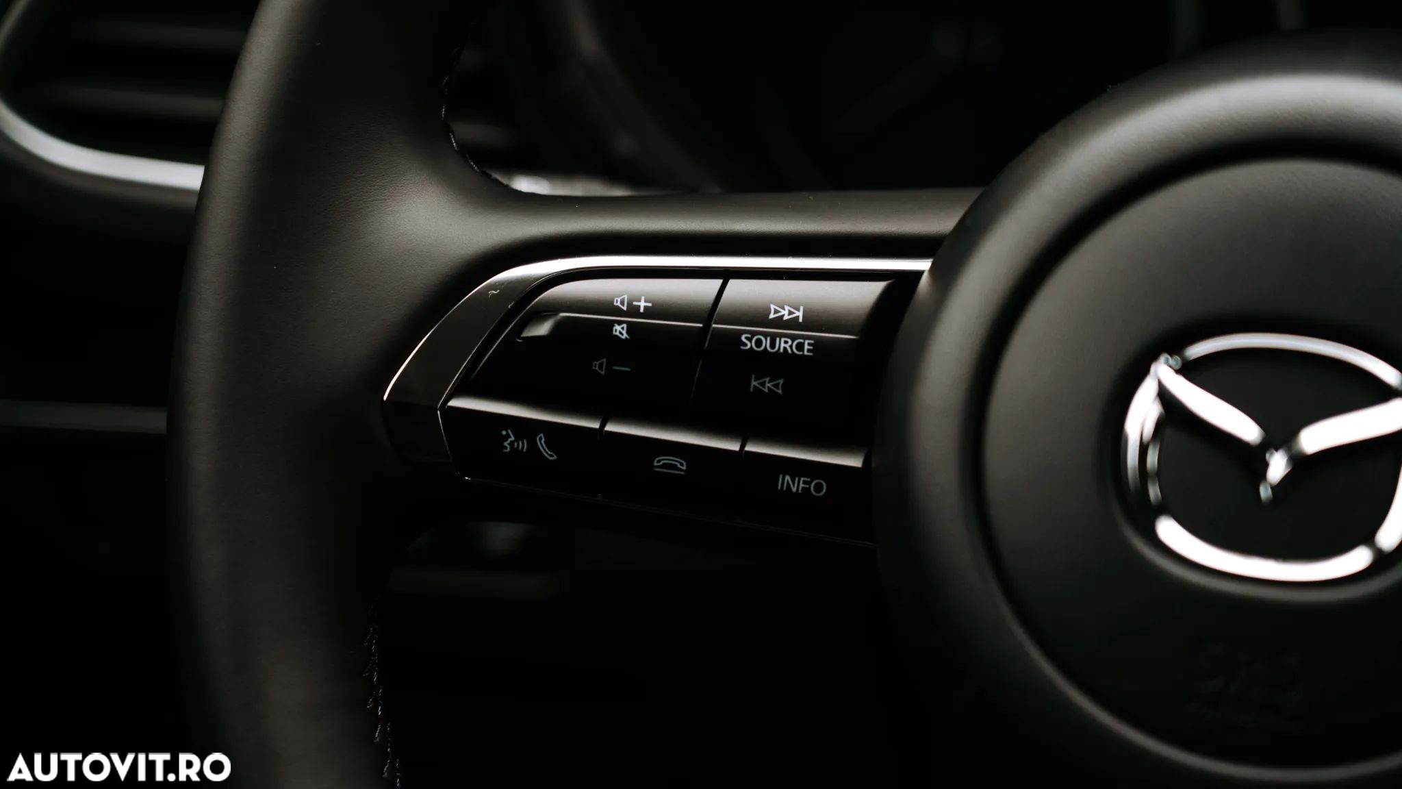 Mazda 3 - 13