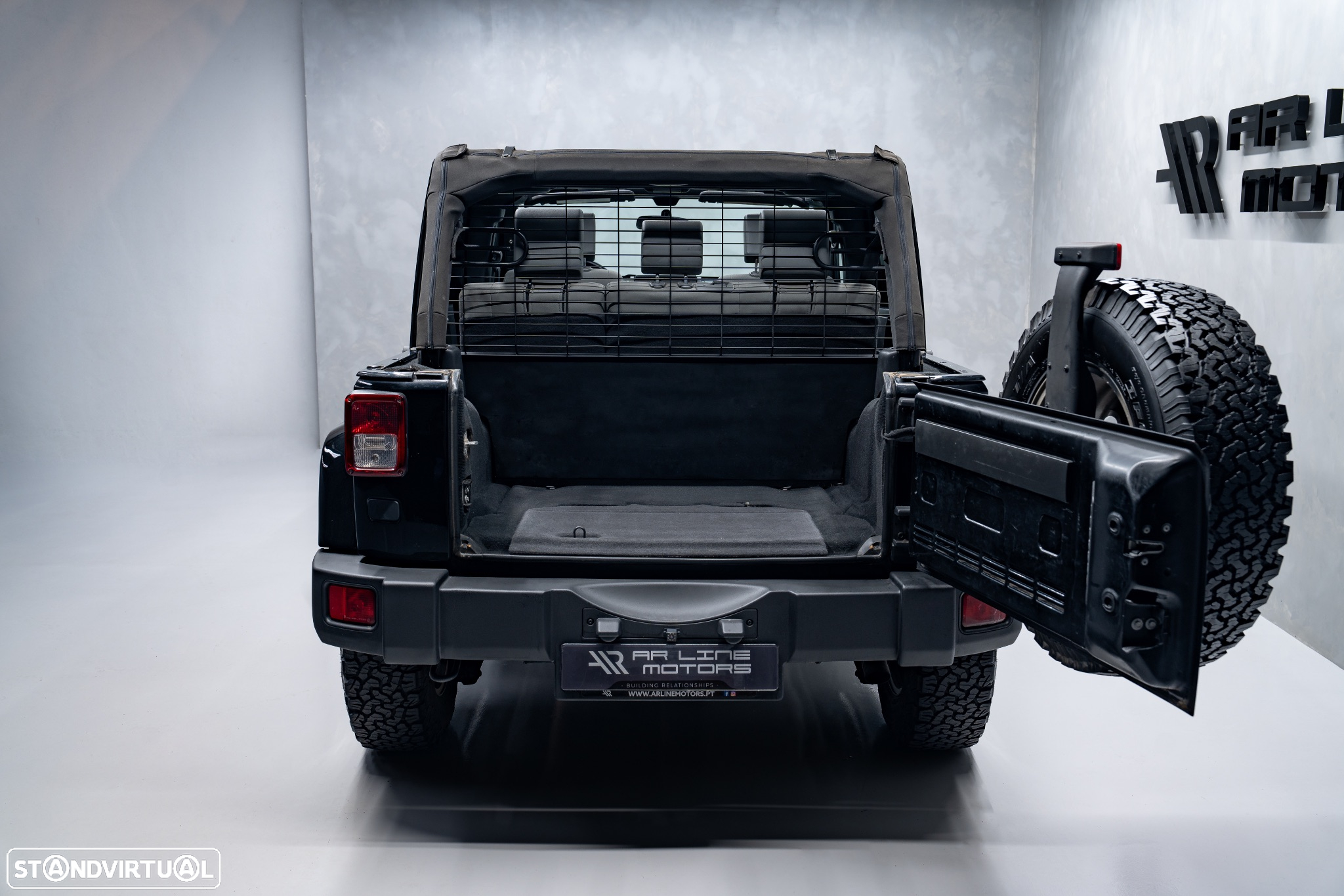 Jeep Wrangler Unlimited 2.8 CRD ATX Sahara - 16