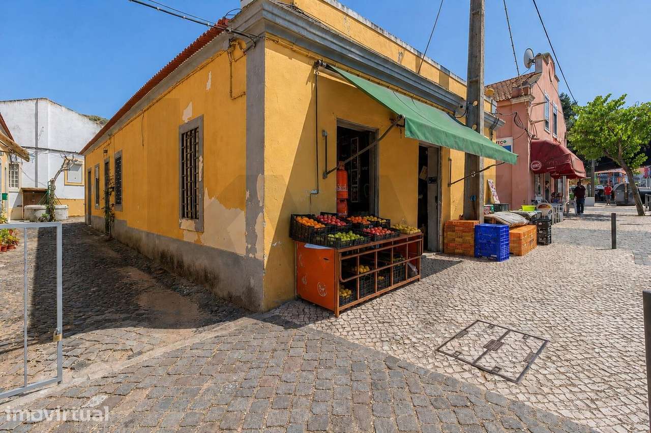 PRÉDIO DE INVESTIMENTO | RENDIMENTO IMEDIATO EM OLIVAL DE BASTO - Grande imagem: 3/33