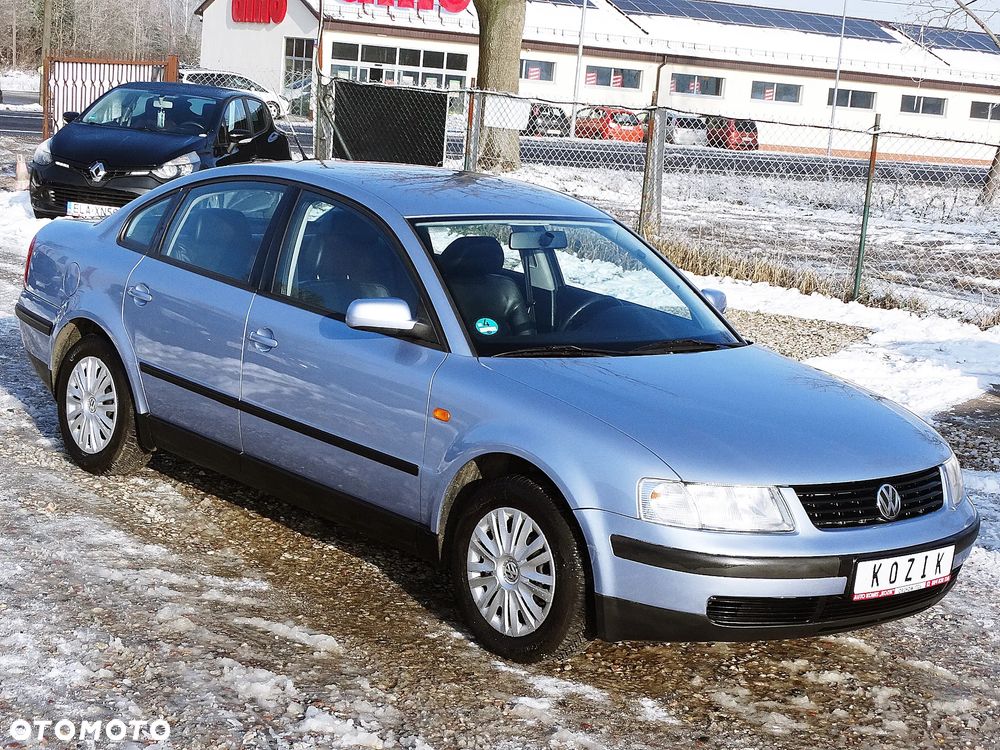 Volkswagen Passat 1.8T Comfortline - 9