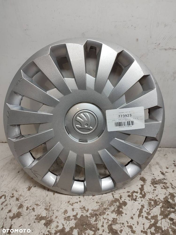 KOŁPAK 2 SZT 16' - 2