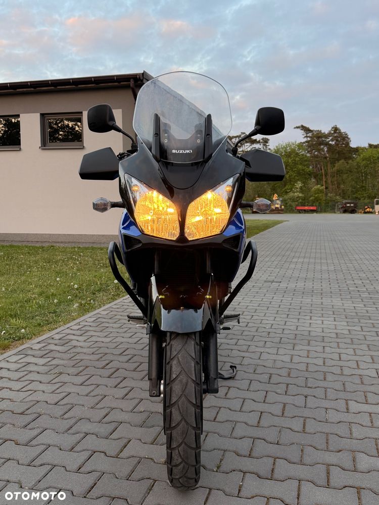 Suzuki DL - 5
