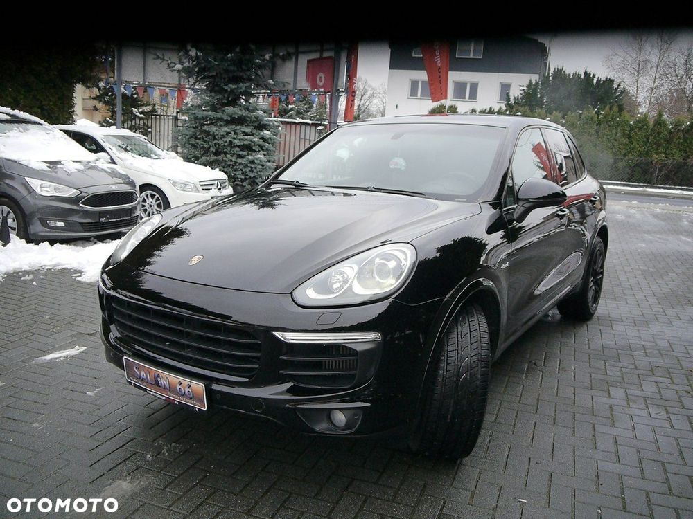 Porsche Cayenne - 8