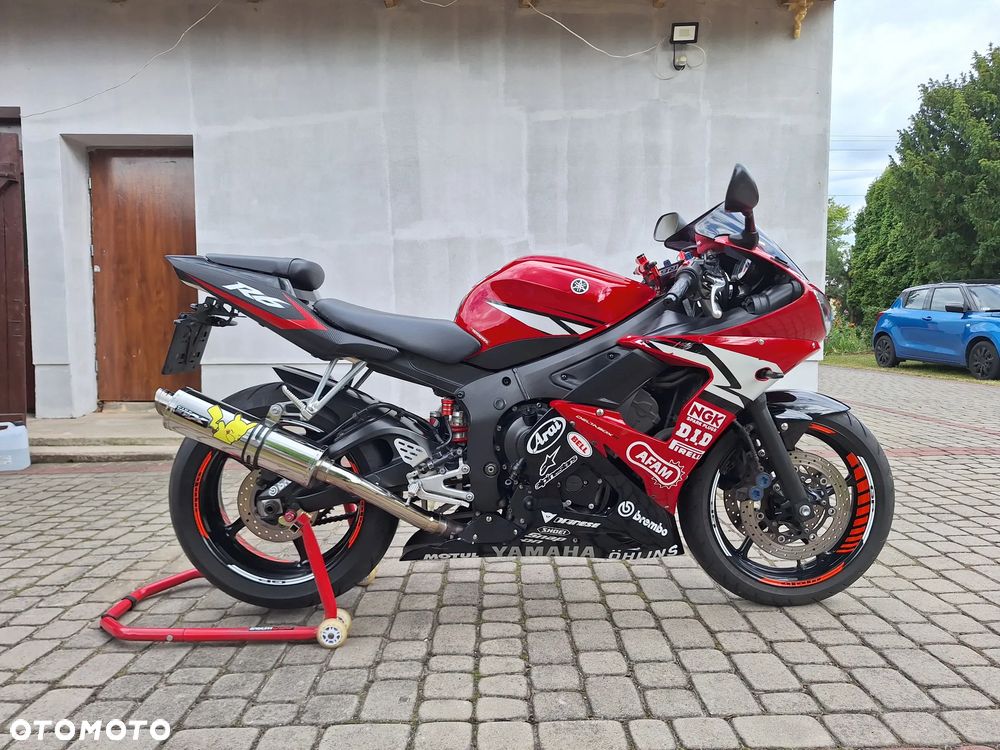 Yamaha YZF - 7