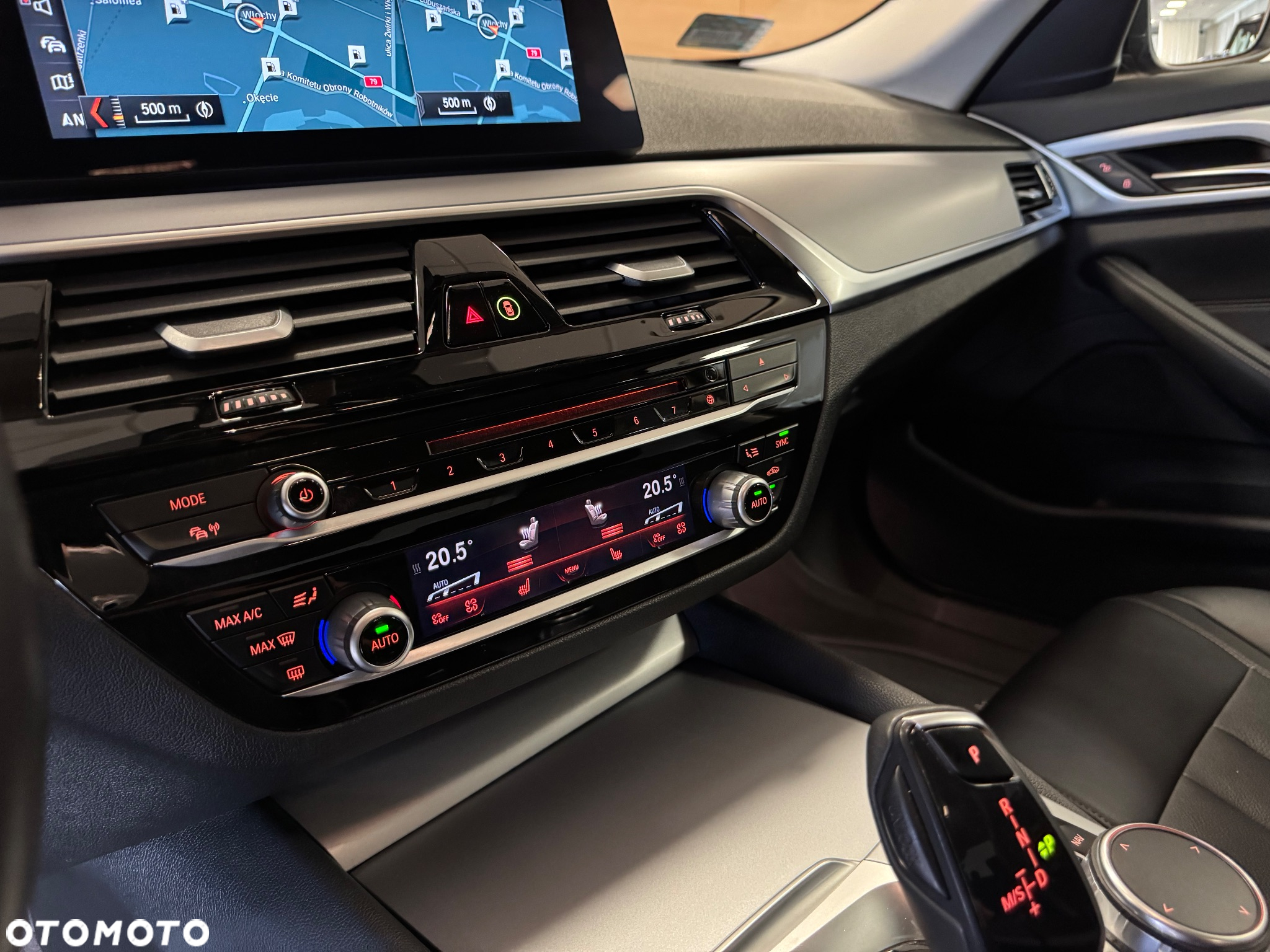 BMW Seria 5 520d xDrive - 16