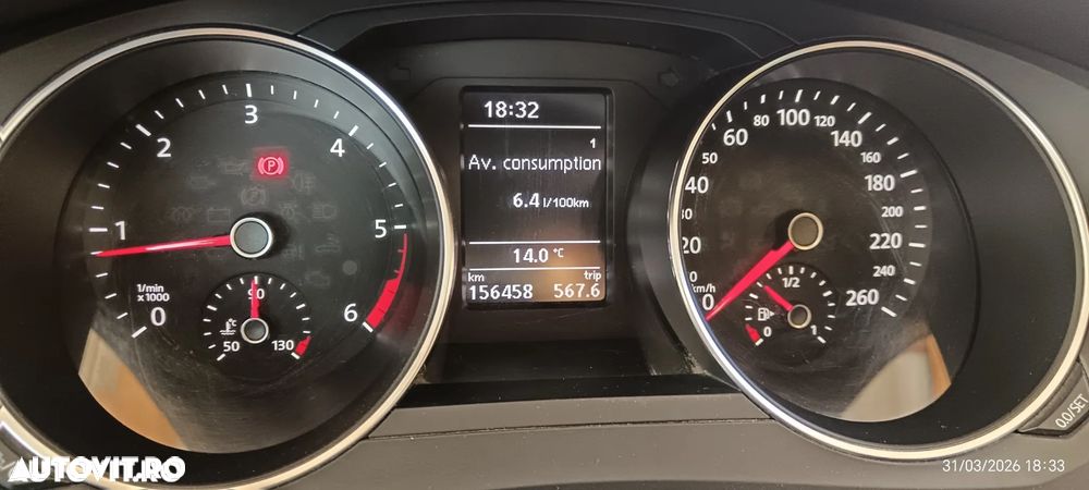 Volkswagen Jetta 2.0 TDI Trendline - 10