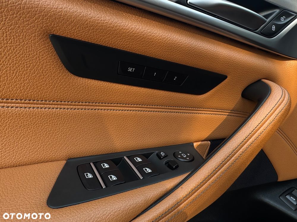 BMW Seria 5 520i mHEV Luxury Line sport - 19