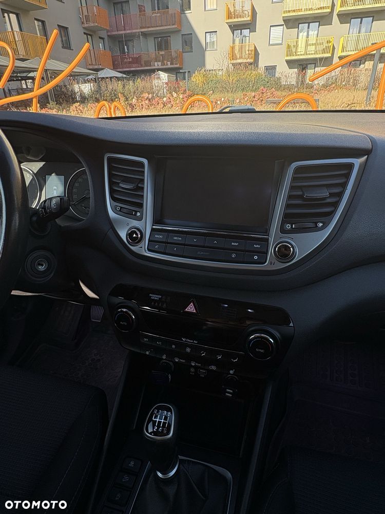 Hyundai Tucson - 8
