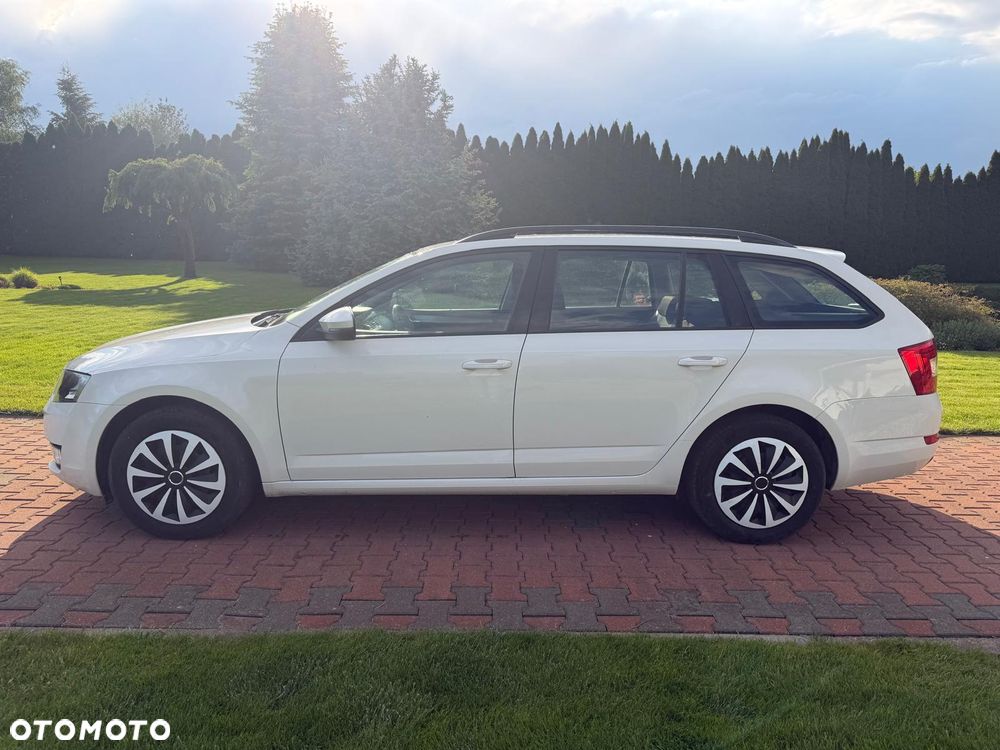 Skoda Octavia 1.6 TDI Ambition - 16
