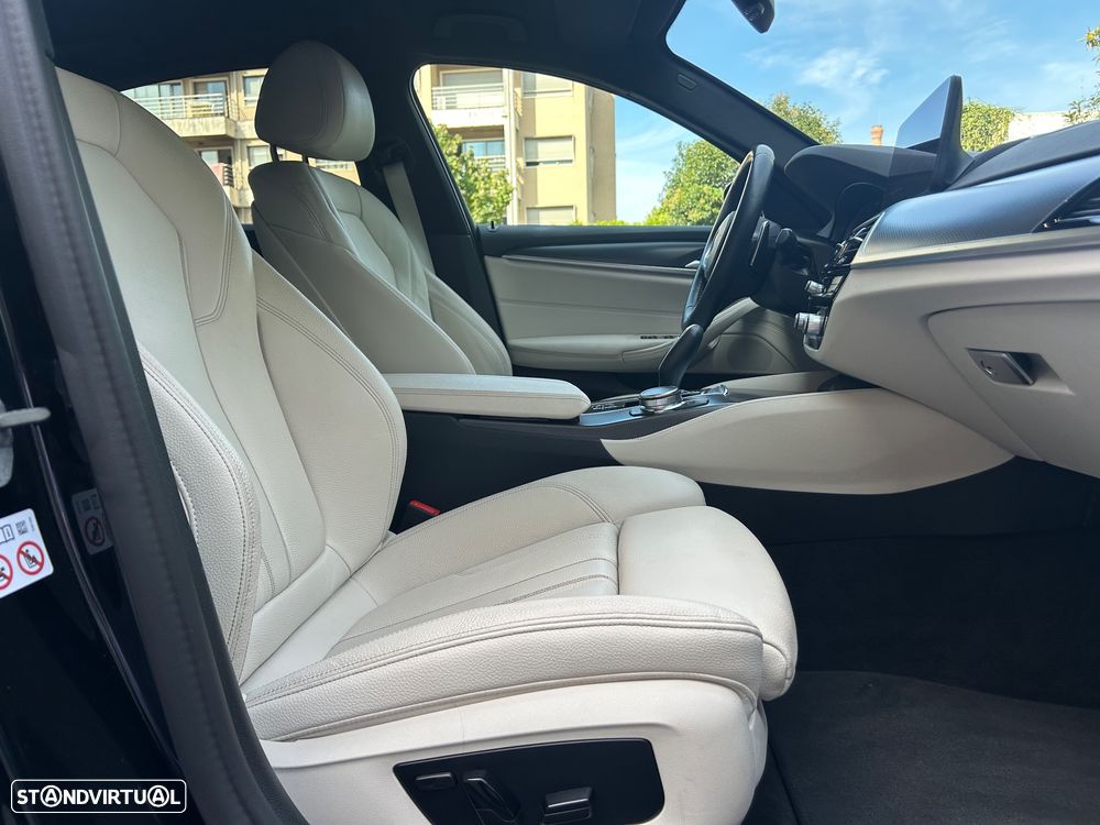 BMW 530 e Pack Desportivo M - 14