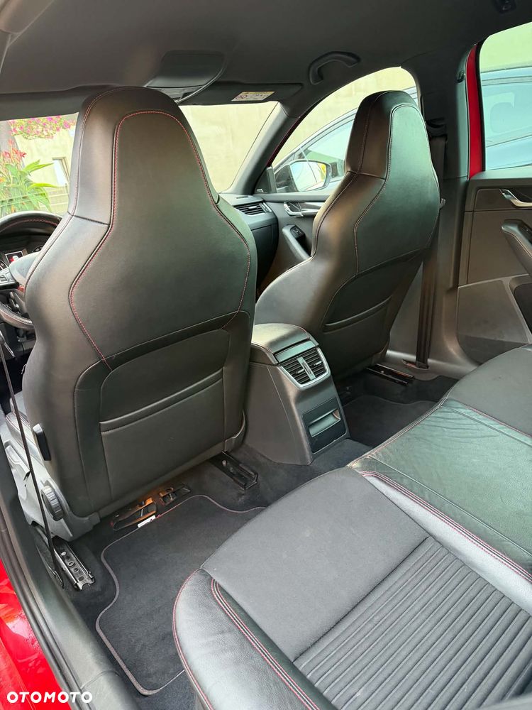Skoda Octavia 2.0 TDI RS DSG - 11