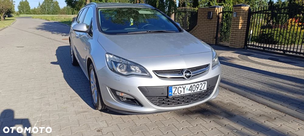 Opel Astra 1.7 CDTI Cosmo - 1