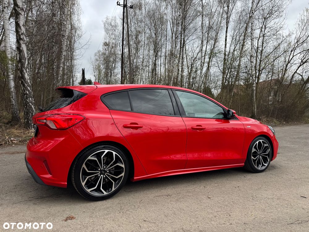 Ford Focus 1.5 EcoBlue Start-Stopp-System ST-LINE - 11