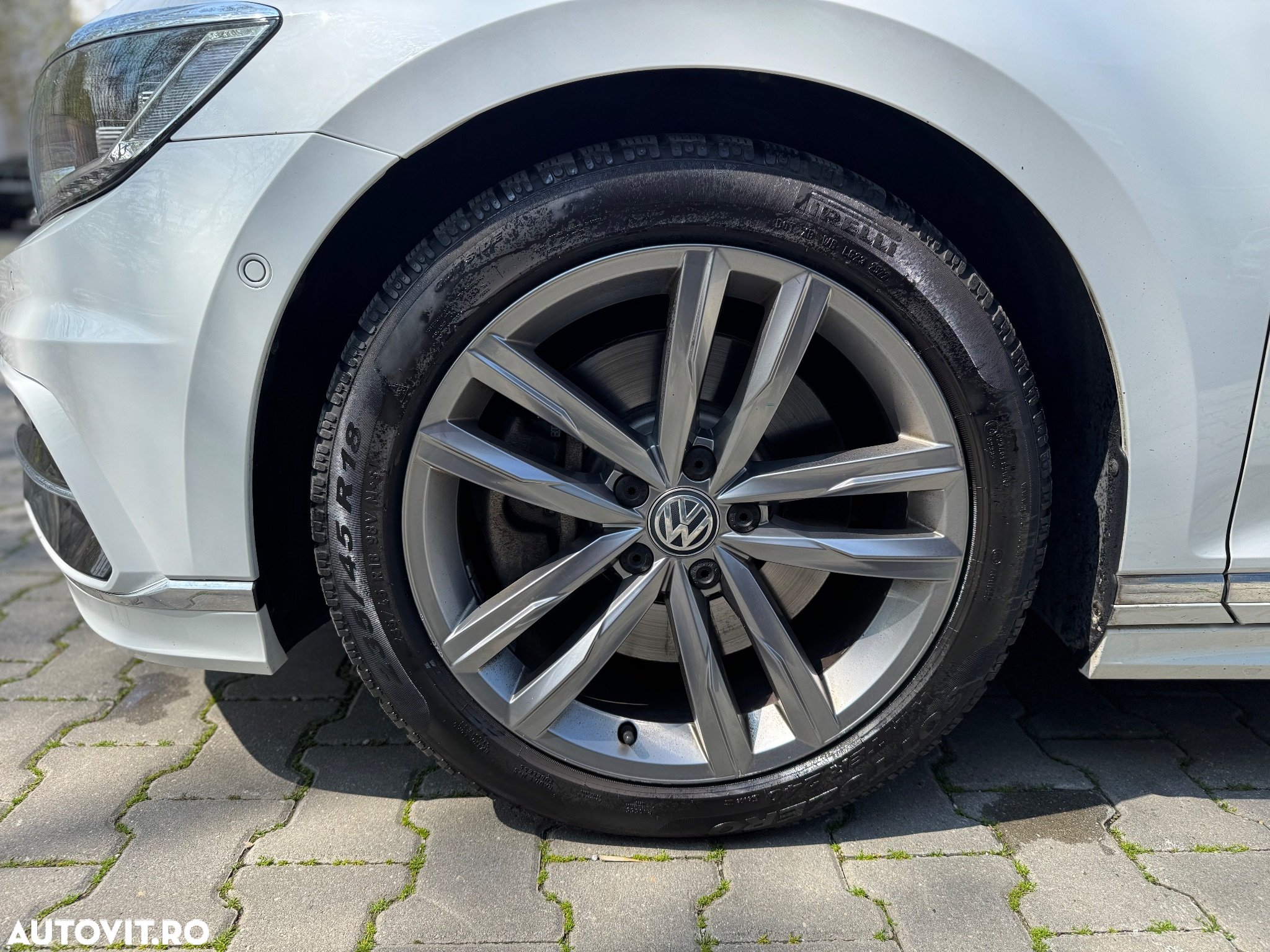 Volkswagen Passat Variant 2.0 BiTDI 4Mot DSG Highline - 14