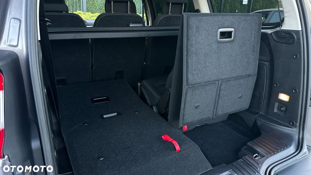Ford Galaxy - 24